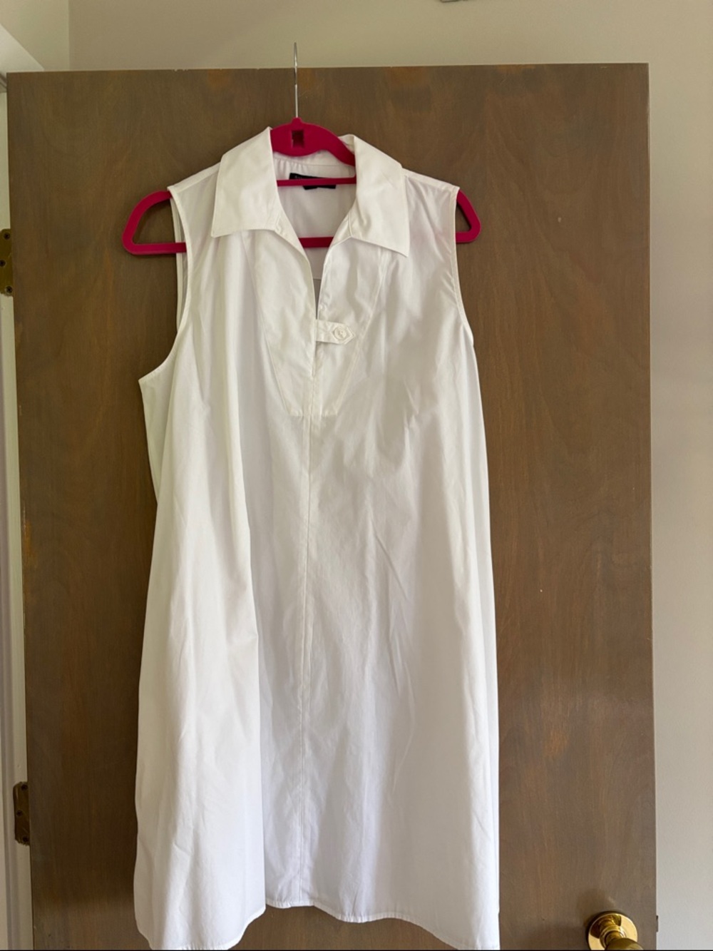 Classic Sleeveless White Mini Swing Dress